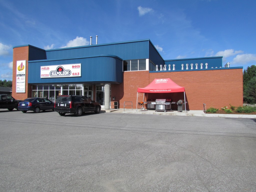  Building or Showroom