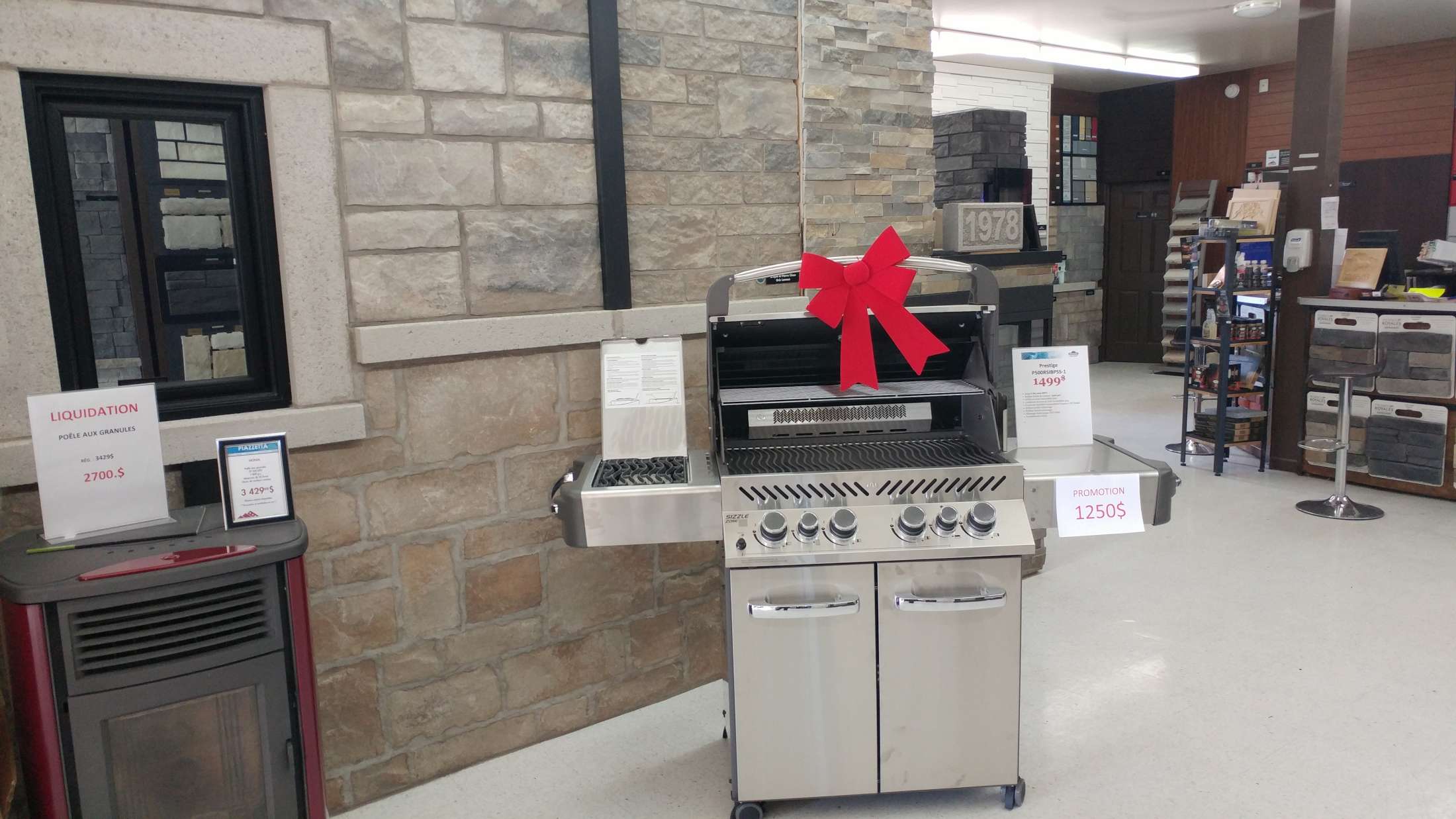  Building or Showroom